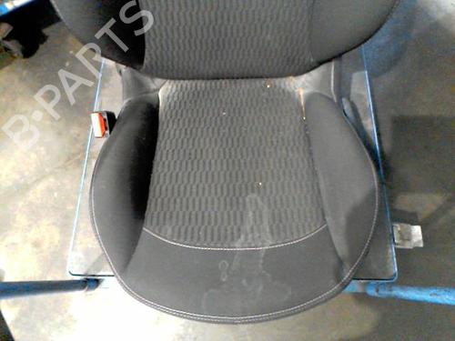 Siège avant gauche Siège avant gauche PEUGEOT 208 I (CA_, CC_) 1.2 PureTech 82 (82 hp) 36748570 36748570