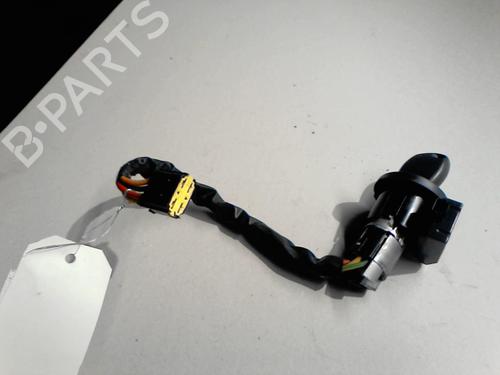 ignition-barrel-dacia-duster-hs_-2010-2011-2012-2013-2014-2015-2016-2017-2018-36741191 main image