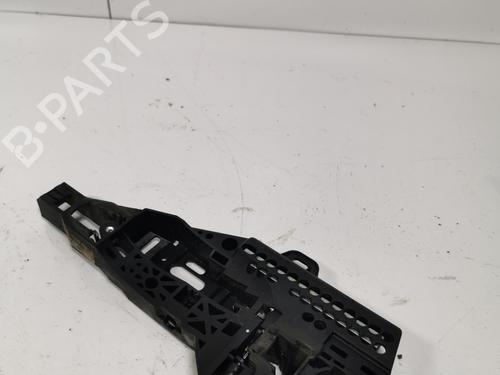 front-right-lock-renault-clio-iv-bh_-2012-2013-2014-2015-2016-2017-2018-2019-2020-2021-37503576 main image