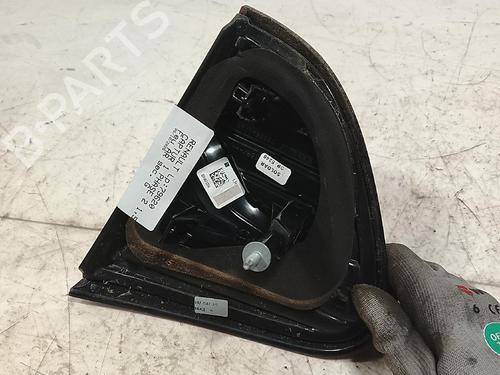 left-tailgate-light-renault-captur-i-j5_-h5_-2013-39688800 main image