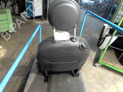 right-front-seat-fiat-500-312_-2007-36740306 main image