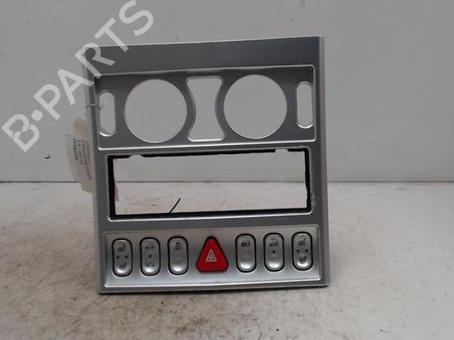 Alarmlicht Schakelaar Alarmlicht Schakelaar CHRYSLER CROSSFIRE 3.2 (218 hp) 36746703 36746703