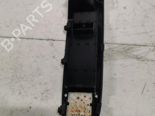 Left front window switch KIA CARENS III MPV (UN) 2.0 CRDi 135 | BP37449777I27 - Image 3