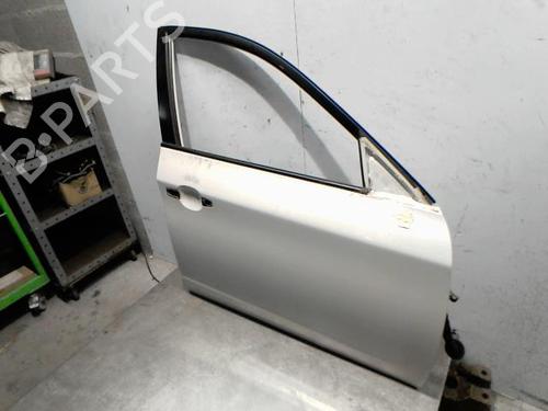Used Right front door Right front door SUBARU IMPREZA Hatchback (GR, GH, G3) 2.0 D AWD (150 hp) 36743798 36743798