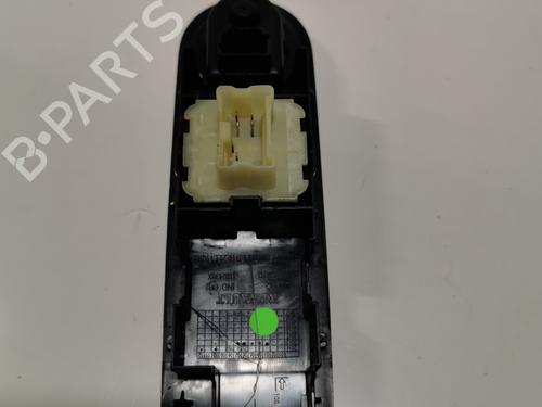 left-front-window-switch-renault-clio-iv-bh_-2012-2013-2014-2015-2016-2017-2018-2019-2020-2021-36709526 main image