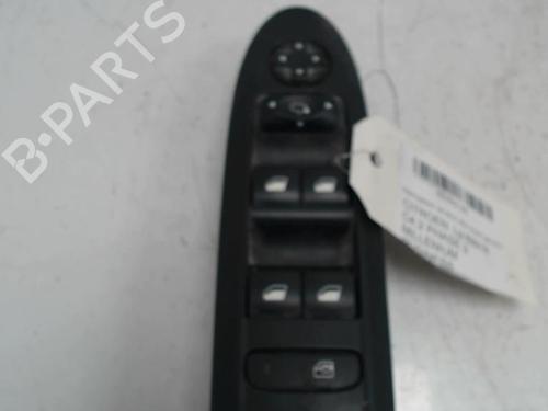 Used Left front window switch Left front window switch CITROËN C4 II (NC_) [2009-2026] 36741426 36741426
