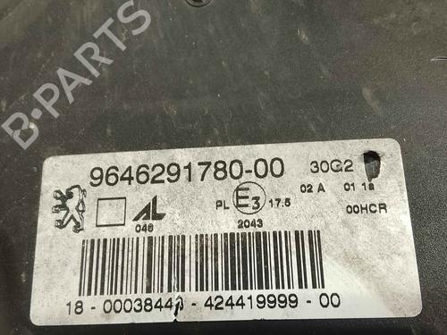 right-headlight-peugeot-307-3ac-2000-2001-2002-2003-2004-2005-2006-2007-2008-2009-2010-2011-2012-36717036 main image