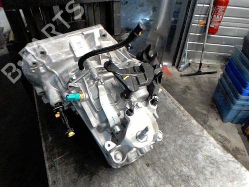 gearbox-renault-clio-v-b7_-2019-36704168 main image