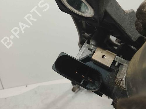 Used Front wiper motor Front wiper motor VOLVO S40 II (544) 2.0 D (136 hp) 36714137 36714137
