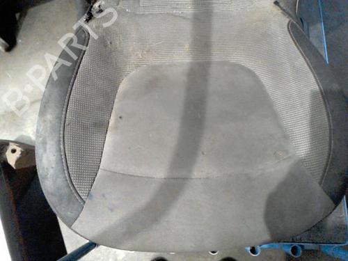 Left front seat RENAULT CAPTUR I (J5_, H5_) 1.5 dCi 90 (J5N4, J5M5, J5MW, J5M6, J5AL, J5AJ) | BP36745244C15 - Image 2
