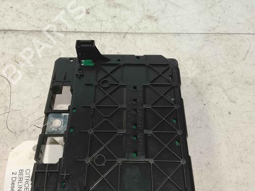 Used Fuse box Fuse box CITROËN BERLINGO / BERLINGO FIRST Box Body/MPV (M_) 2.0 HDI 90 (MBRHY, MCRHY) (90 hp) 36716533 36716533