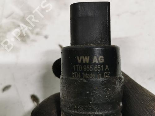 Used Washer pump Washer pump AUDI A6 C6 Avant (4F5) 2.7 TDI (180 hp) 36706785 36706785