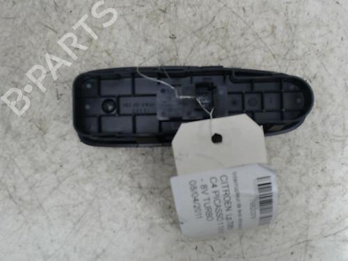 Used Right front window switch Right front window switch 36745670 36745670