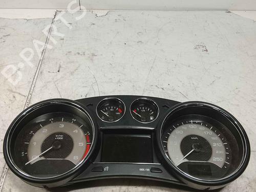 Used Instrument cluster Instrument cluster 36711920 36711920