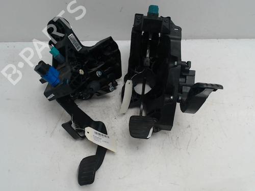 Pedale Pedale RENAULT TRAFIC III Bus (JG_) [2014-2026] 36737351 36737351