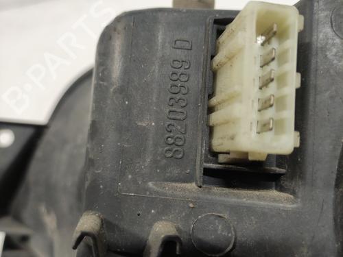 Used Right headlight Right headlight PEUGEOT 306 Hatchback (7A, 7C, N3, N5) 1.4 (75 hp) 36751735 36751735