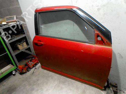 right-front-door-suzuki-swift-iii-mz-ez-2005-36748984 main image