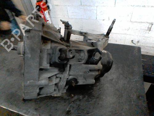 Gearkasse Gearkasse RENAULT CLIO II (BB_, CB_) [1998-2016] 36749209 36749209
