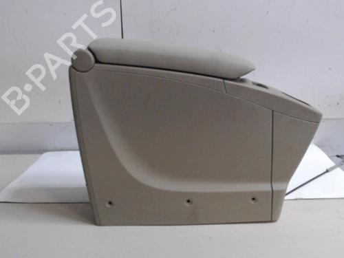 Bracciolo centrale Bracciolo centrale RENAULT SCÉNIC III (JZ0/1_) 1.5 dCi (110 hp) 36731130 36731130