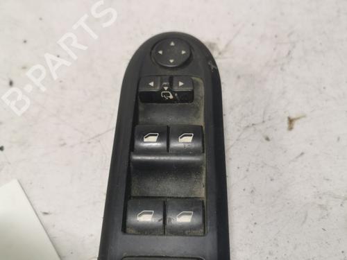 Used Switch Switch PEUGEOT 407 (6D_) 2.0 HDi 135 (6DRHRH, 6DRHRE, 6DRHRG, 6DRHRJ) (136 hp) 36719363 36719363