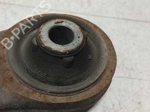 Used Left front suspension arm Left front suspension arm 36713790 36713790