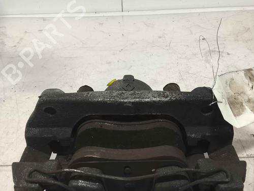 venstre-bremsekaliber-foran-renault-clio-v-b7_-2019-37734040 main image
