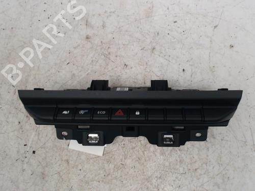 Warning switch RENAULT TRAFIC III Van (FG_) | BP36747869I22 - Image 3