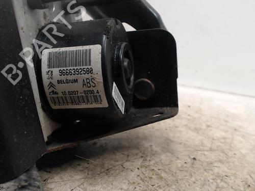 ABS pump CITROËN C3 II (SC_) 1.6 HDi | BP36749675M43 - Image 3