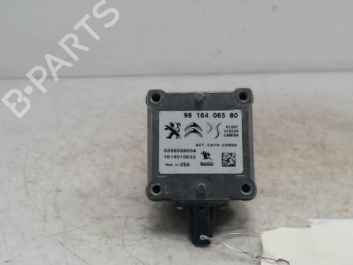 Used Camera Camera DS DS 7 Crossback (J4_, JR_, JC_) 2.0 BlueHDi 180 (JJEHZR) (177 hp) 36742749 36742749