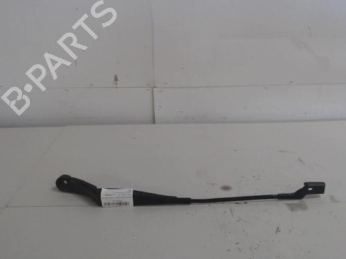Used Front windshield wiper arm Front windshield wiper arm 36727807 36727807