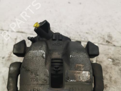 Used Right front brake caliper Right front brake caliper 36710615 36710615