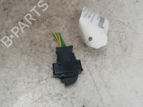 Fensterheberschalter rechts vorne für Fensterheberschalter rechts vorne CITROËN BERLINGO Box Body/MPV (B9) [2008-2026] 36748621 36748621