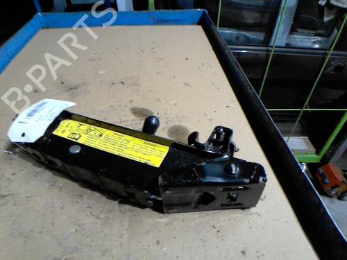 Jack Kit Jack Kit VW GOLF VI (5K1) 2.0 TDI (170 hp) 36749800 36749800