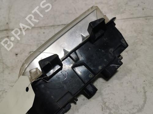 Used Right daytime light Right daytime light 38789580 38789580