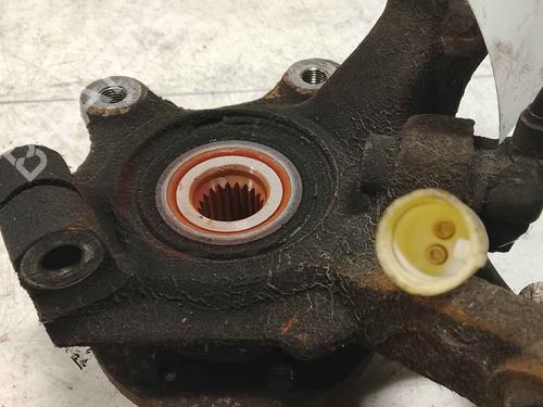 Used Right front steering knuckle Right front steering knuckle 36715903 36715903
