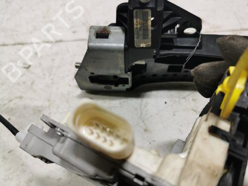 front-left-lock-audi-a4-b8-avant-8k5-2007-2008-2009-2010-2011-2012-2013-2014-2015-2016-2017-40270296 main image