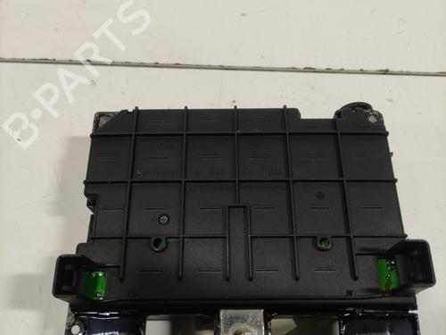 Used Fuse box Fuse box 36751737 36751737