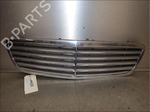 Used Grille Grille 34034074 34034074