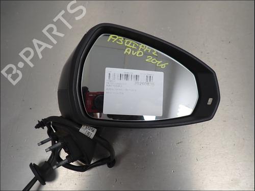 Bakspejl Højre Bakspejl Højre AUDI A3 Sportback (8VA, 8VF) 1.0 TFSI (115 hp) 39899530 39899530