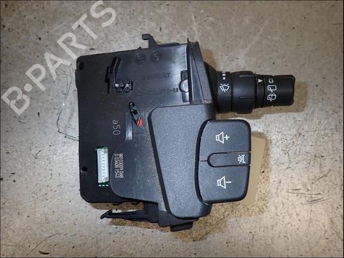 switch-renault-clio-iii-grandtour-kr01_-2007-36182664 main image