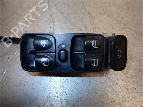 Used Left front window switch Left front window switch MERCEDES-BENZ C-CLASS (W203) C 220 CDI (203.006, 203.008) (143 hp) 34028596 34028596