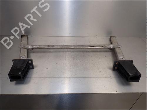 Bumperbalk voor Bumperbalk voor CITROËN C4 Picasso I MPV (UD_) 1.6 HDi (109 hp) 34027239 34027239