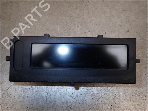 display-monitor-renault-megane-iii-hatchback-bz01_-b3_-2008-34022275 main image