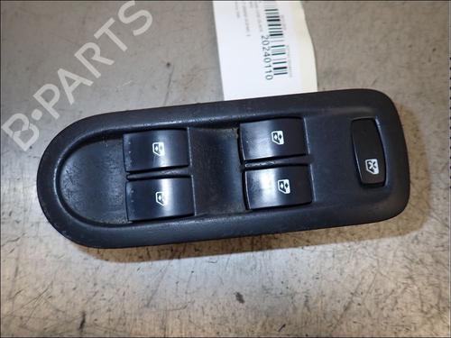 Used Left front window switch Left front window switch RENAULT GRAND SCÉNIC II (JM0/1_) 2.0 (163 hp) 34020840 34020840