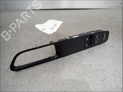 Used Left front window switch Left front window switch 37065686 37065686