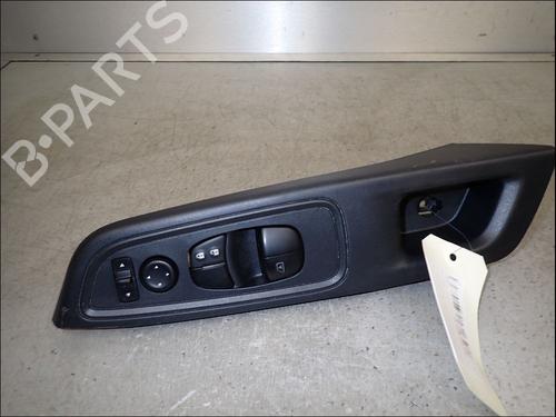 Used Left front window switch Left front window switch NISSAN MICRA V (K14) 1.0 IG-T 100 (101 hp) 36518444 36518444
