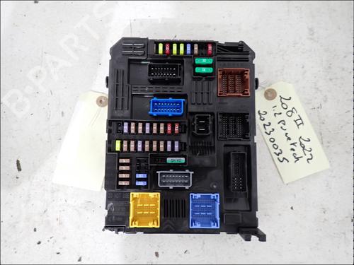 Used Fuse box Fuse box 34021271 34021271