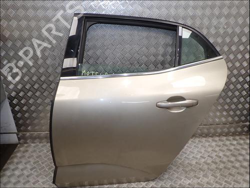 left-rear-door-renault-megane-iv-hatchback-b9amn_-2015-35773338 main image