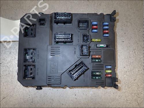 Used Fuse box Fuse box PEUGEOT 206 Hatchback (2A/C) 1.4 HDi eco 70 (68 hp) 34018889 34018889