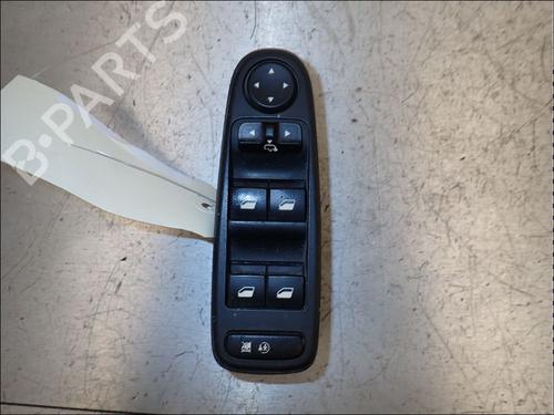 Used Left front window switch Left front window switch CITROËN C4 Grand Picasso I (UA_) 2.0 HDi 138 (136 hp) 34013025 34013025
